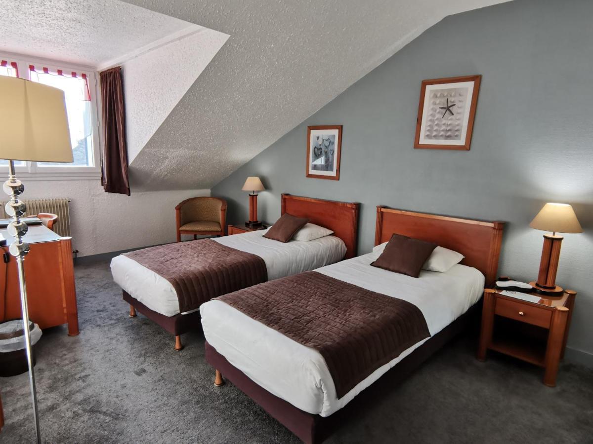 Logis Hotel Le Cerf ブリアール エクステリア 写真