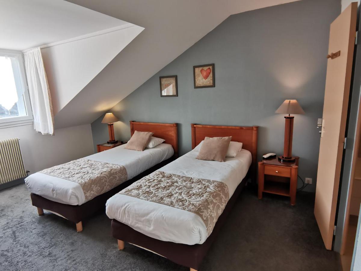 Logis Hotel Le Cerf ブリアール エクステリア 写真