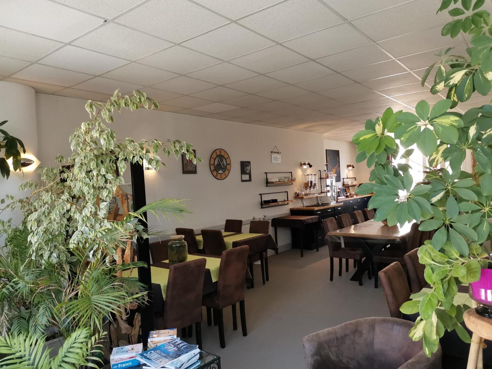 Logis Hotel Le Cerf ブリアール エクステリア 写真