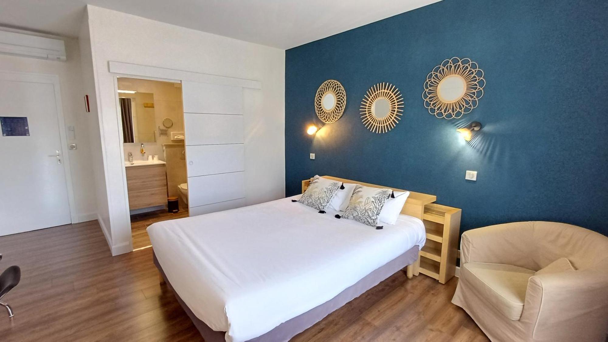 Logis Hotel Le Cerf ブリアール エクステリア 写真